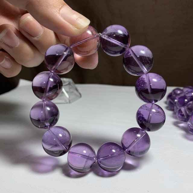 4.希少な大玉☆超透明☆ライトカラーアメジスト・ブレスレット
