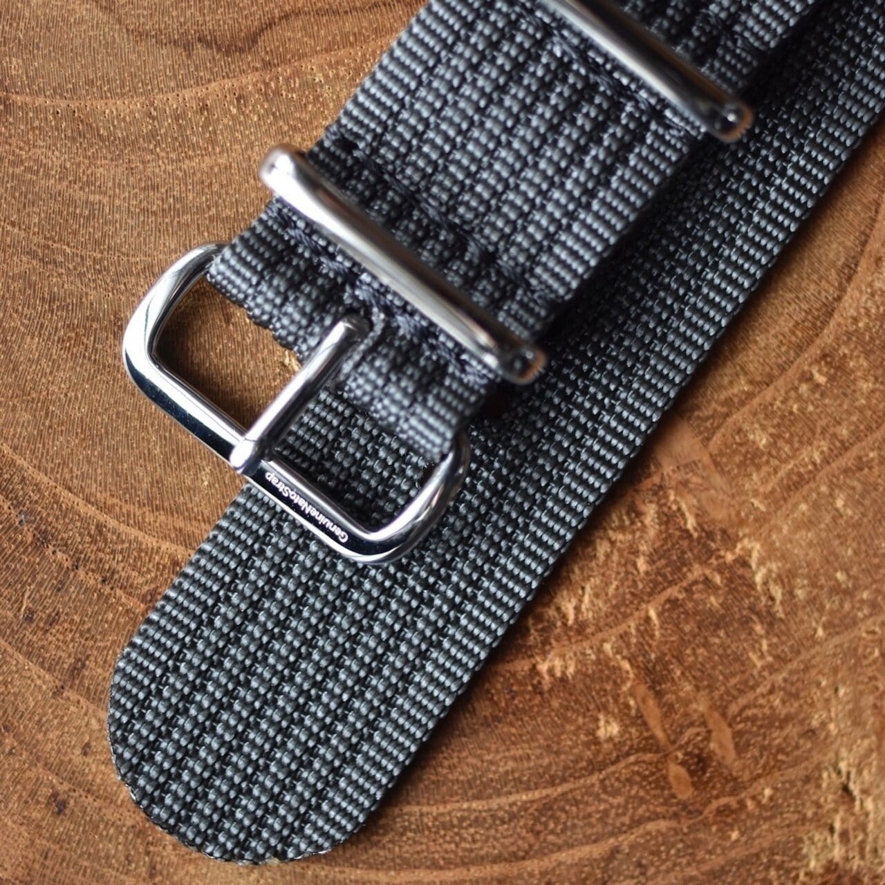 Bark Outsiders : Genuine NATO Strap® For Nylon / Coyote and Black