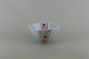 錦花唐草　四角小付