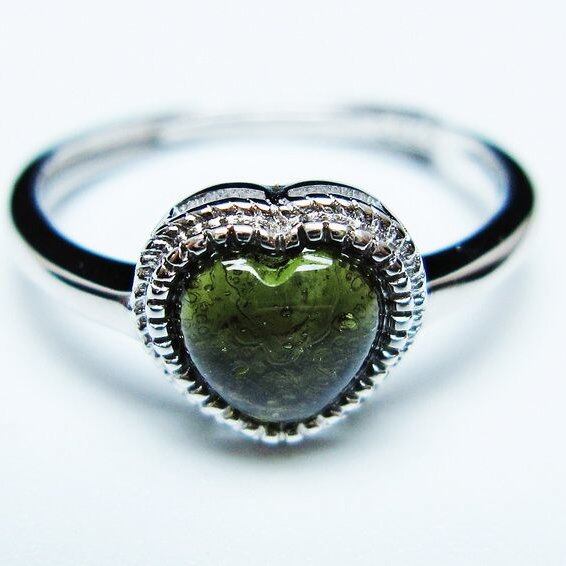 モルダバイト リング モルダウ石 指輪 ハート フリーサイズ 13号 一点物 メール便可 [M便 1/20] 199-604