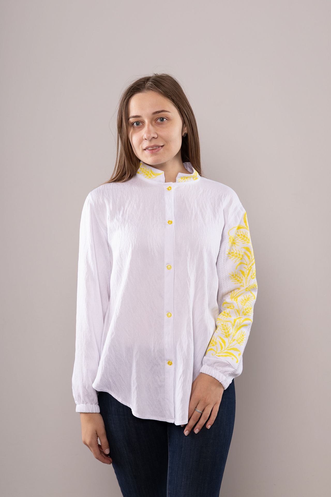 ウクライナ刺繍ヴィシヴァンカ　小麦 クロスステッチ　手刺繍　シャツ　麻　レディース・フリーサイズ - 4