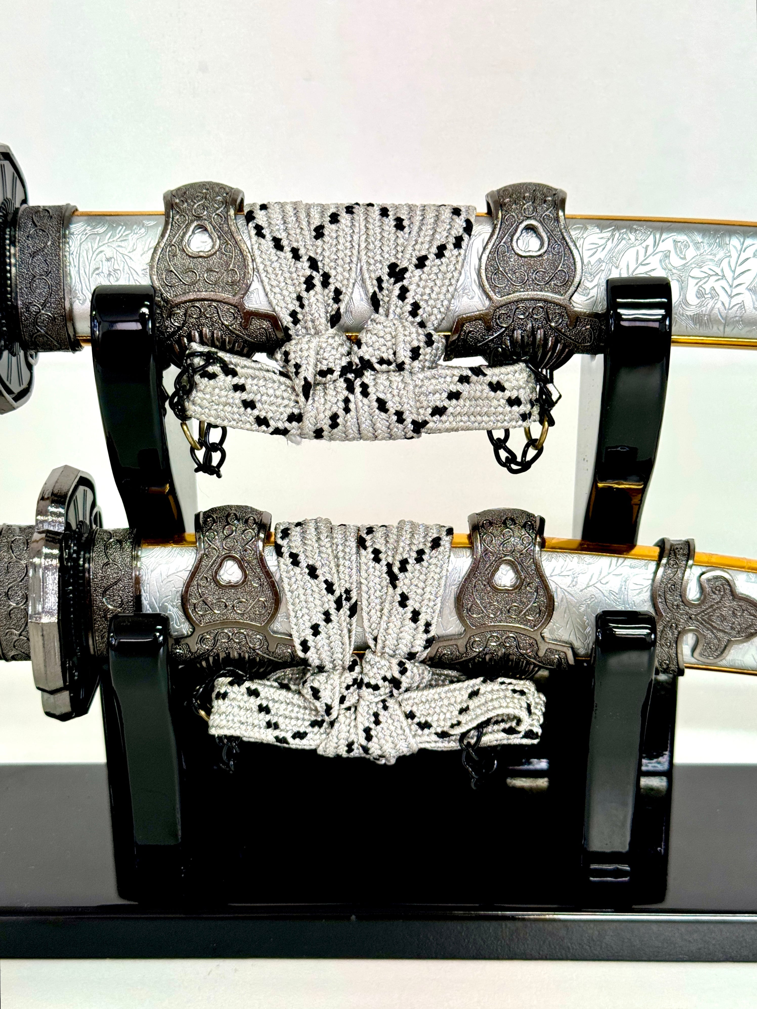 大小飾り《銀将》模造刀 | 森泉人形