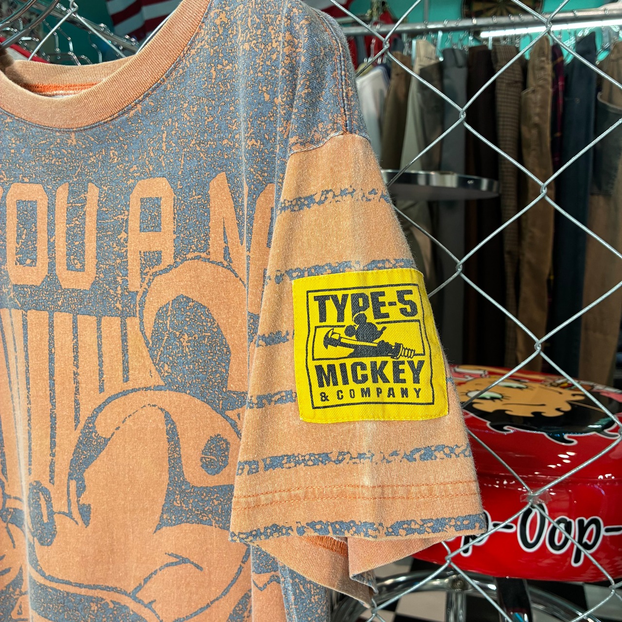 00s Disney MICKEY 総柄Tシャツ　オレンジ　ミッキー　ディズニー