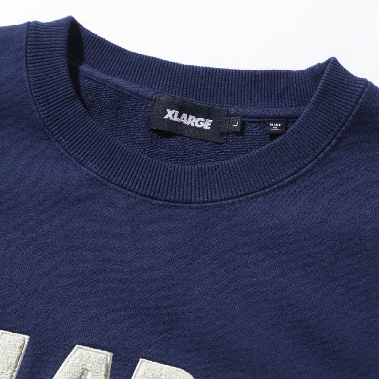【XLARGE】CHENILLE LOGO CREWNECK SWEATSHIRT【エクストララージ】