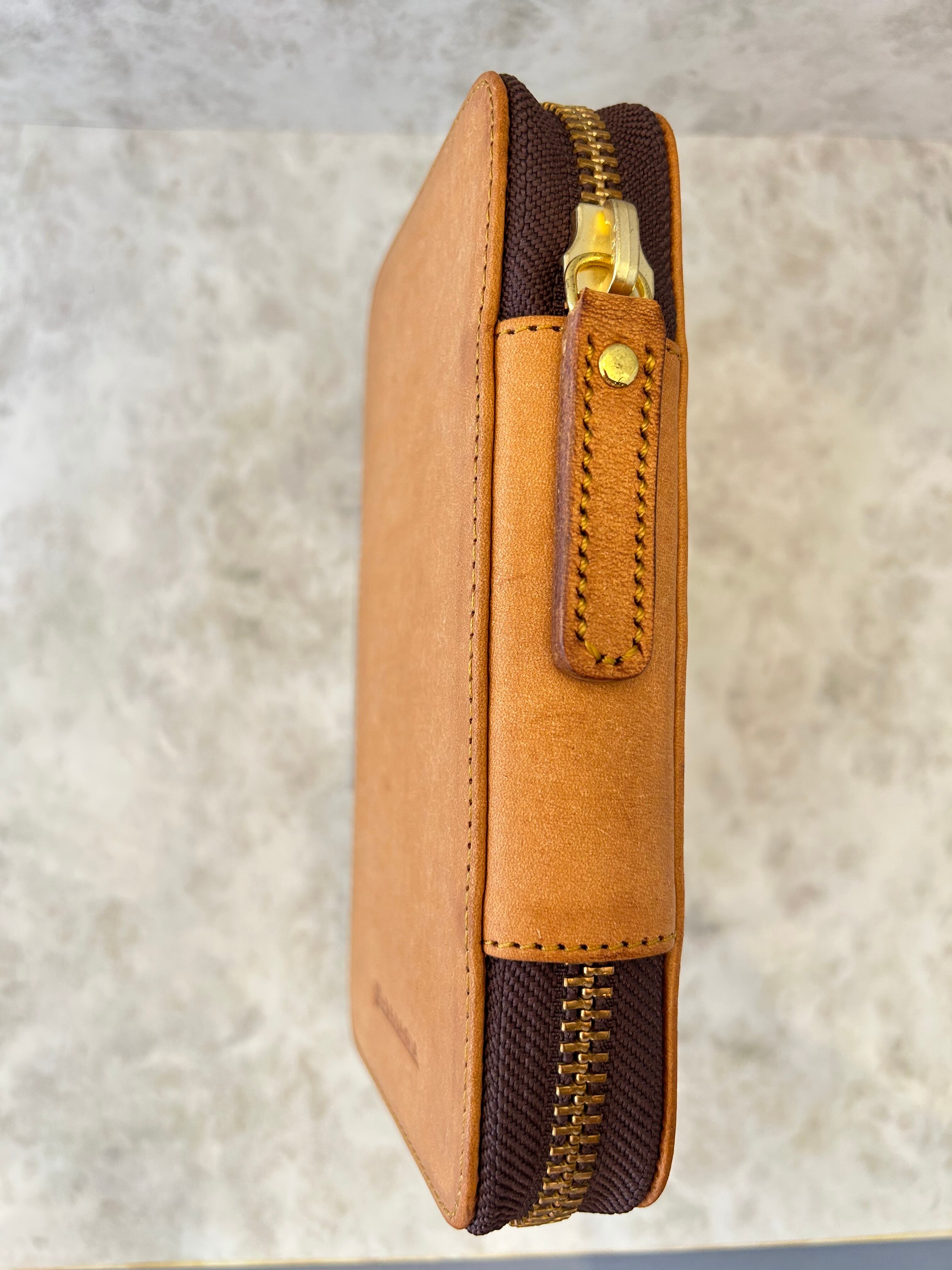 バハギア & クラフト ラウンドジップペンケース 10本挿し (プエブロ革