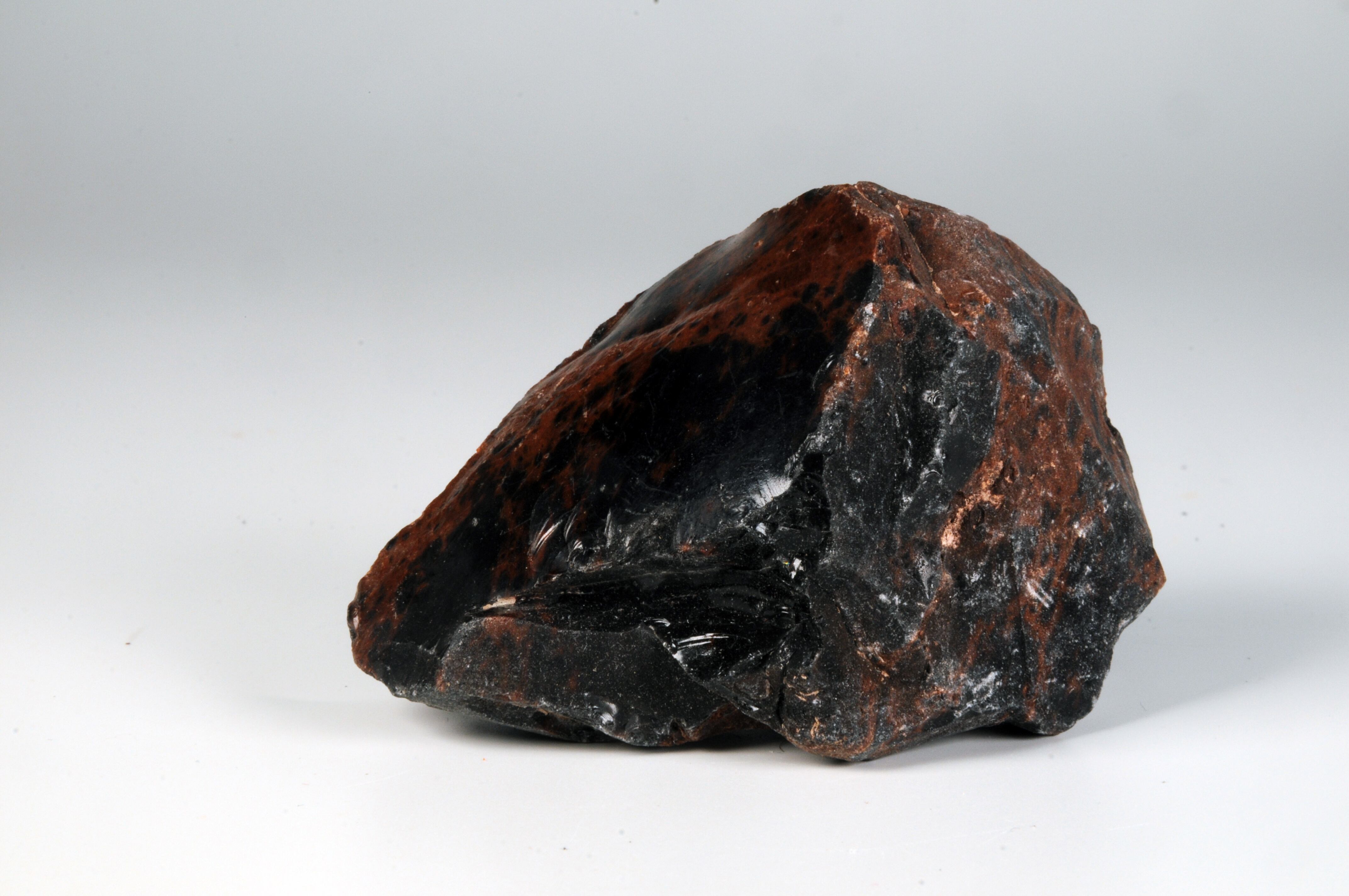 黒曜石(花十勝/紅十勝石) | ミネラWEBショップ