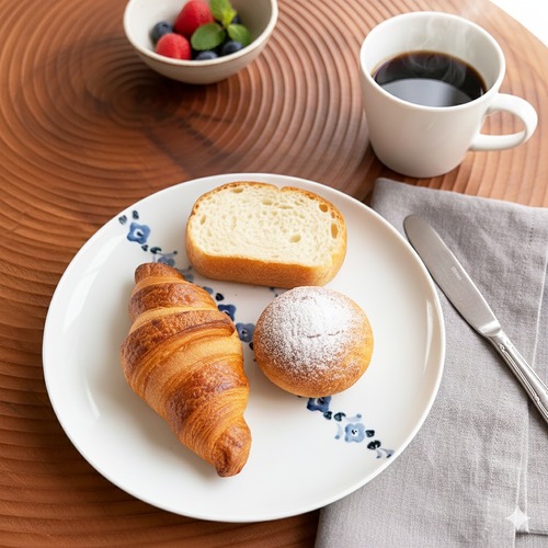 【波佐見焼】朝食からディナーまで。毎日の食卓を「お気に入り」で彩る、19.5cmの万能プレート　No.1水玉ライン No.2ハンドライン No.3ポプリ