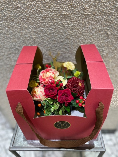 【11～12月限定】手提げBOX(Red)　生花アレンジメント