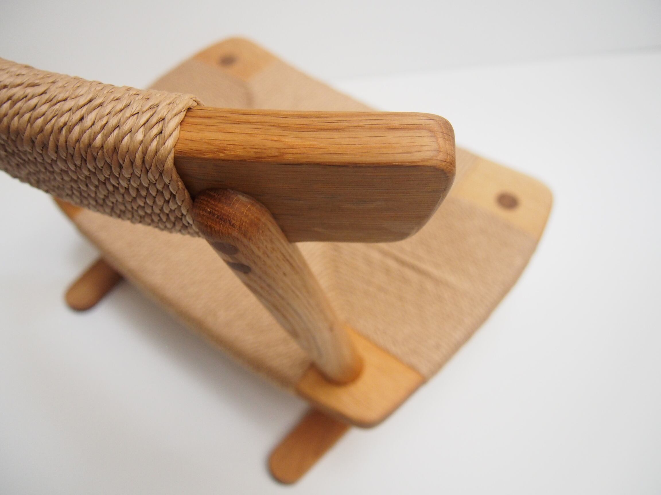 座椅子｜SK座椅子 オーク材 | 「ふれる」創業90年の家具屋が