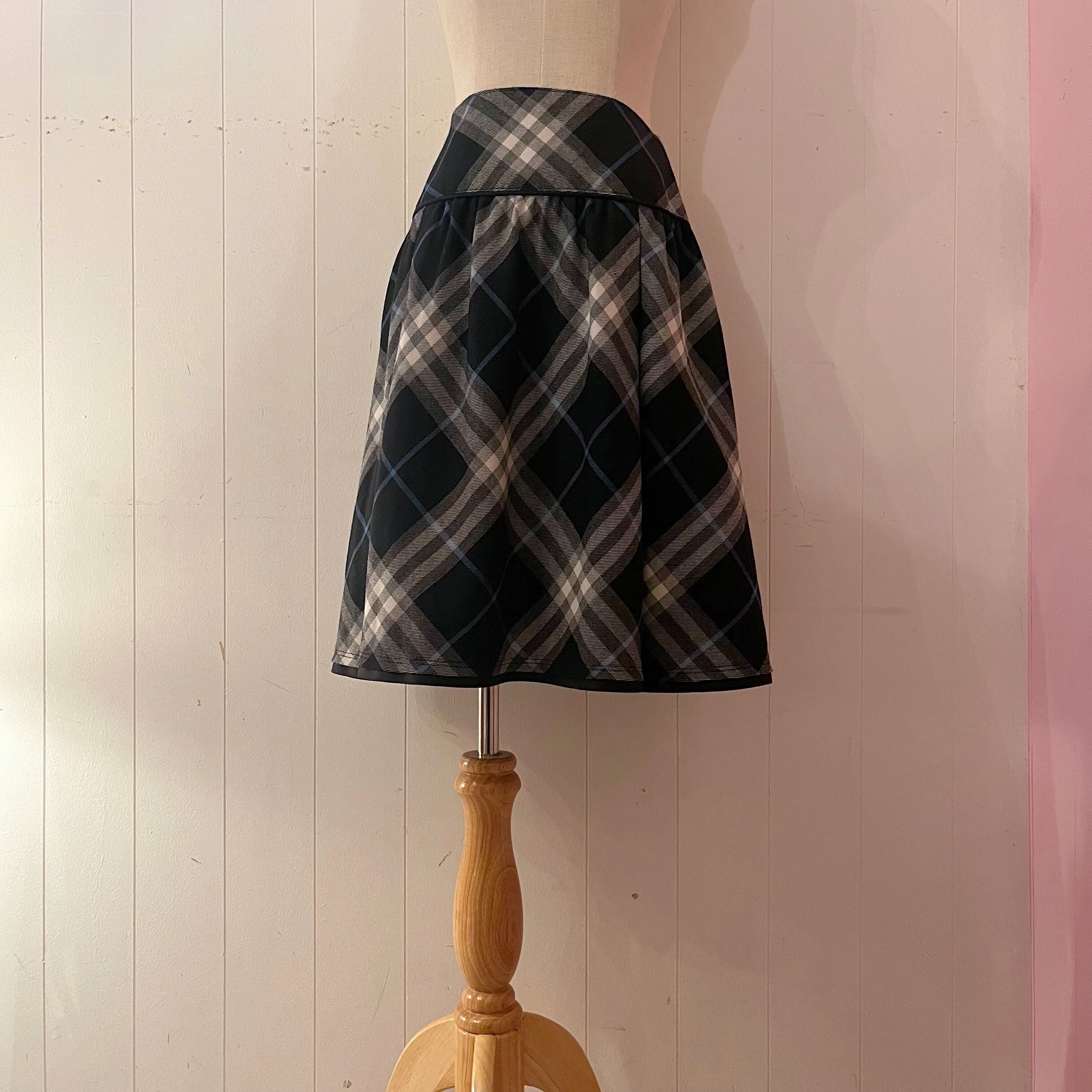 Burberry / blue check flare skirt