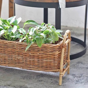 Rattan planter stand