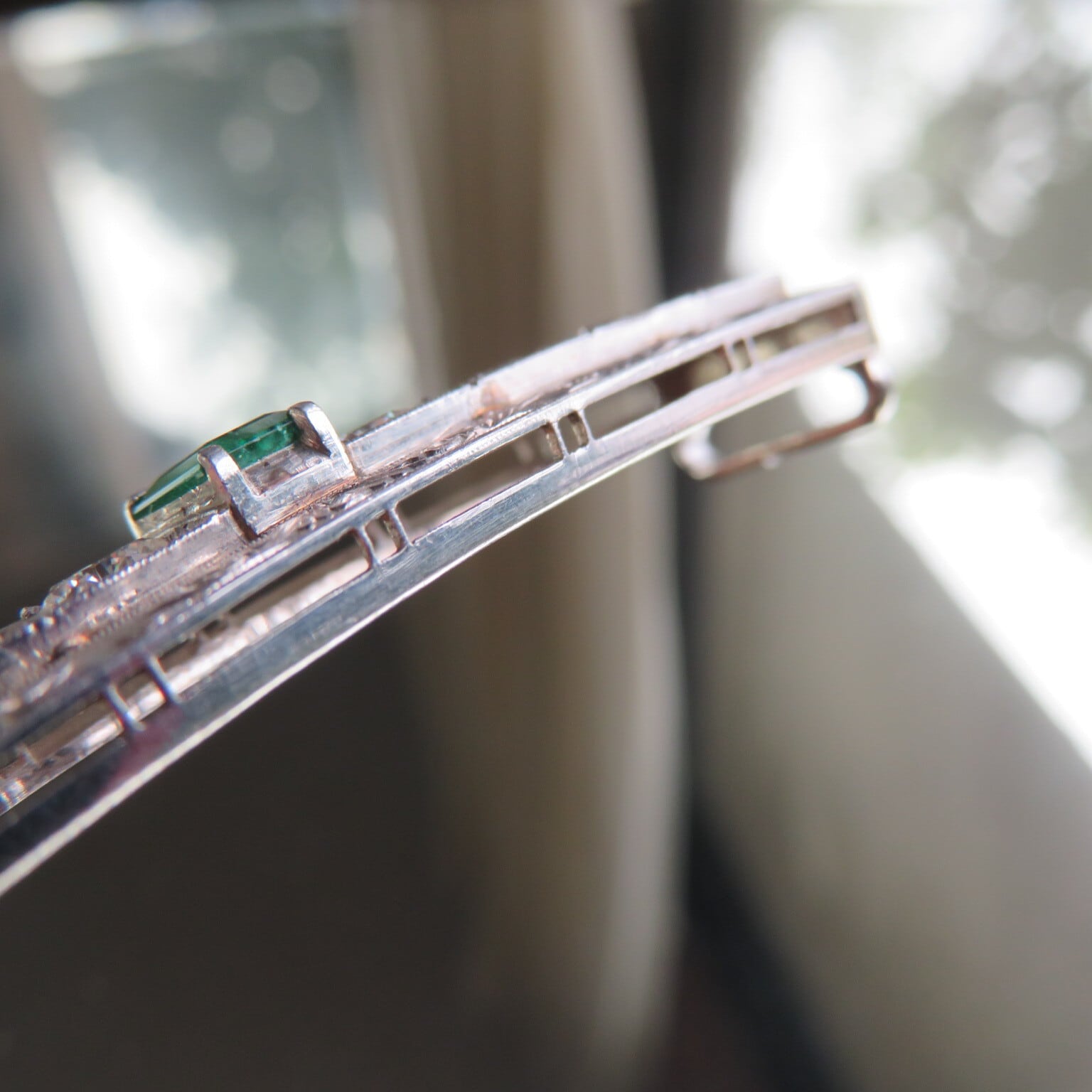 ヴィンテージ　和彫りP.ｍにプラチナとダイヤモンドにの華麗な帯留め