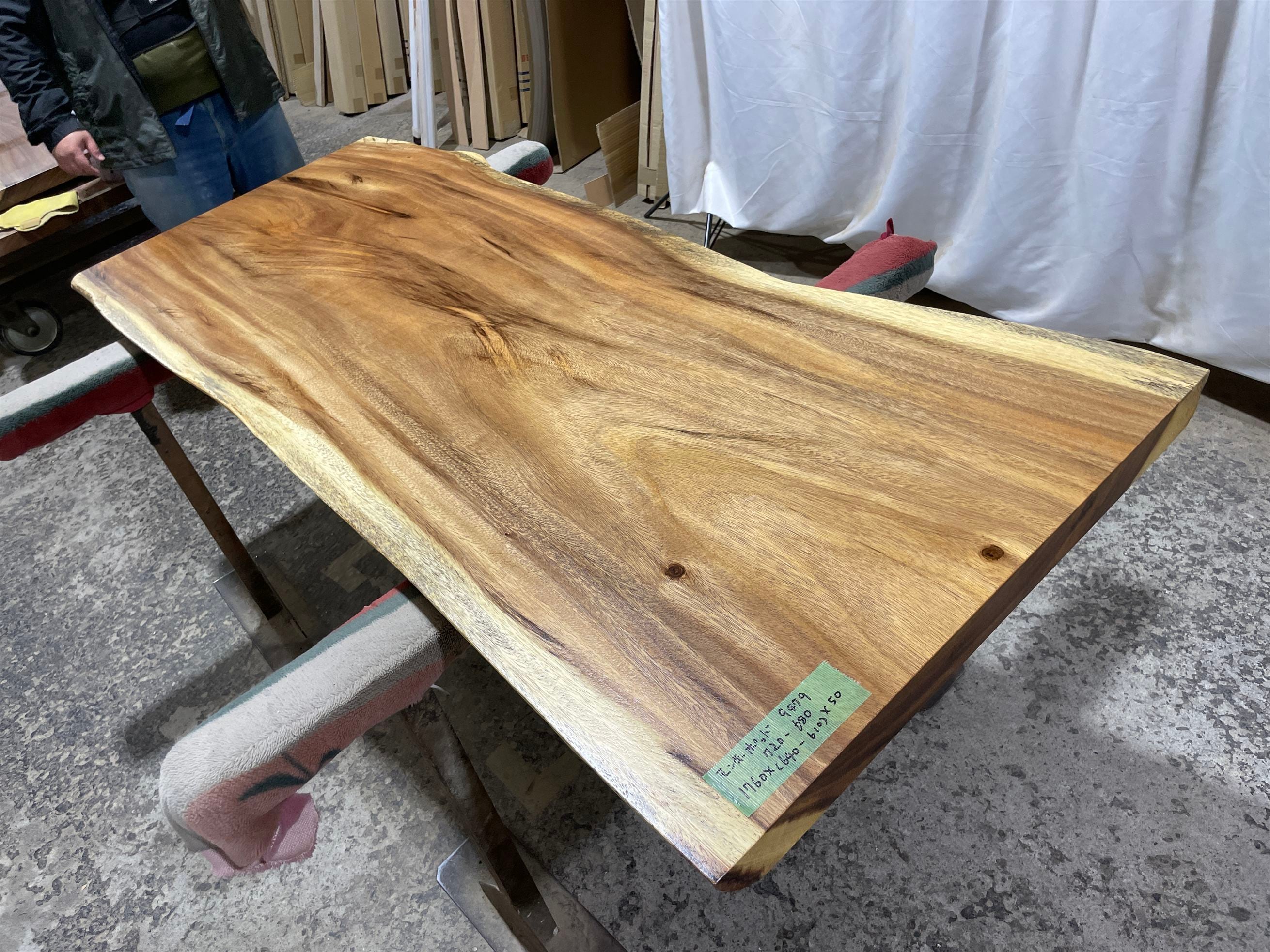 モンキーポッド9262 一枚板無垢 乾燥材 2340x660-660x52mm 天板のみ