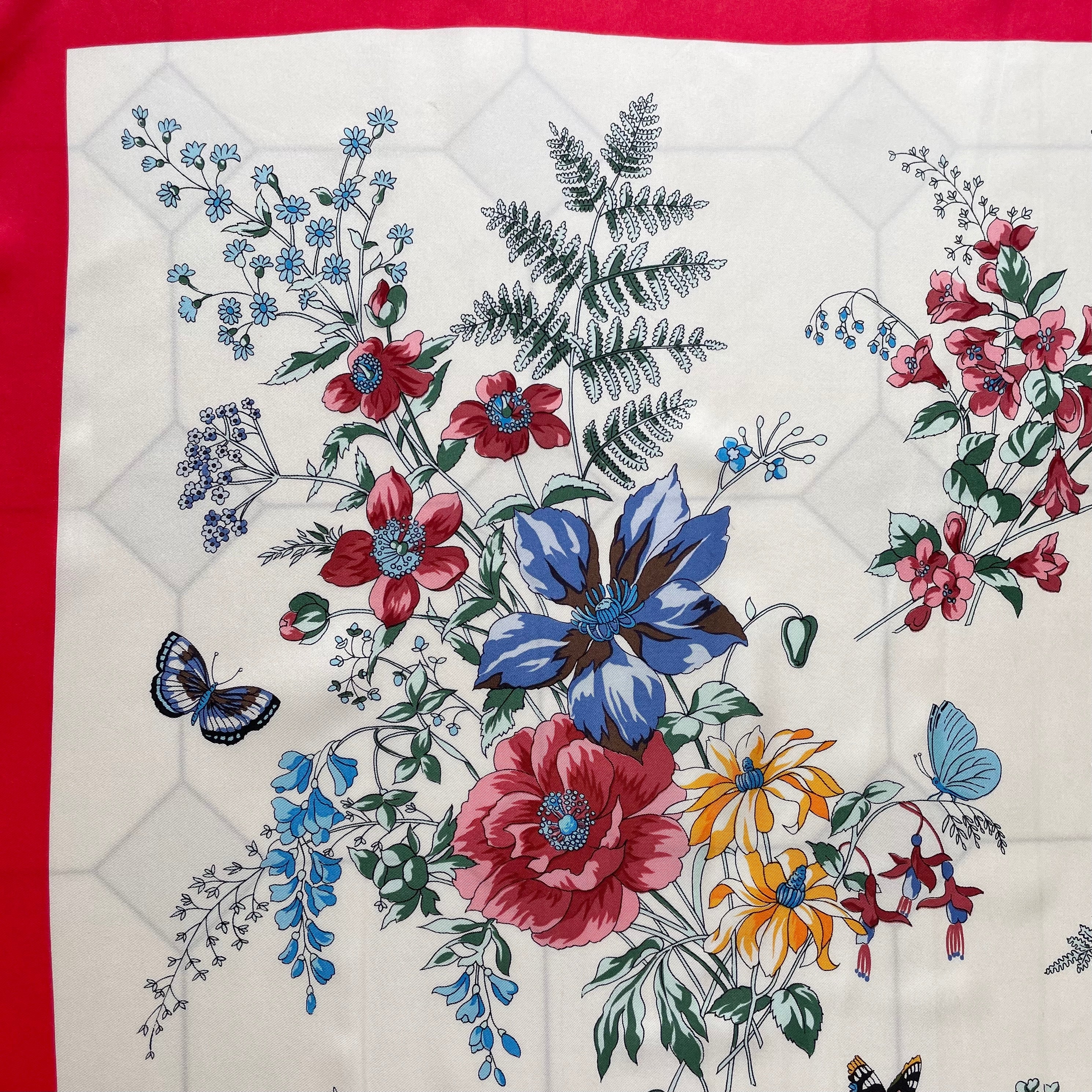 butterfly & flower silk scarf 〈レトロ古着 蝶々＆花柄 シルク ...