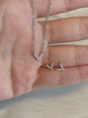 V zirconia pierce