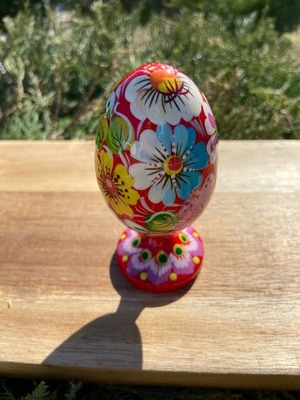 ペトリキウカ塗り　木製プィサンカ・スタンド一体型（イースター・エッグ）9cm（ホメンコ作）