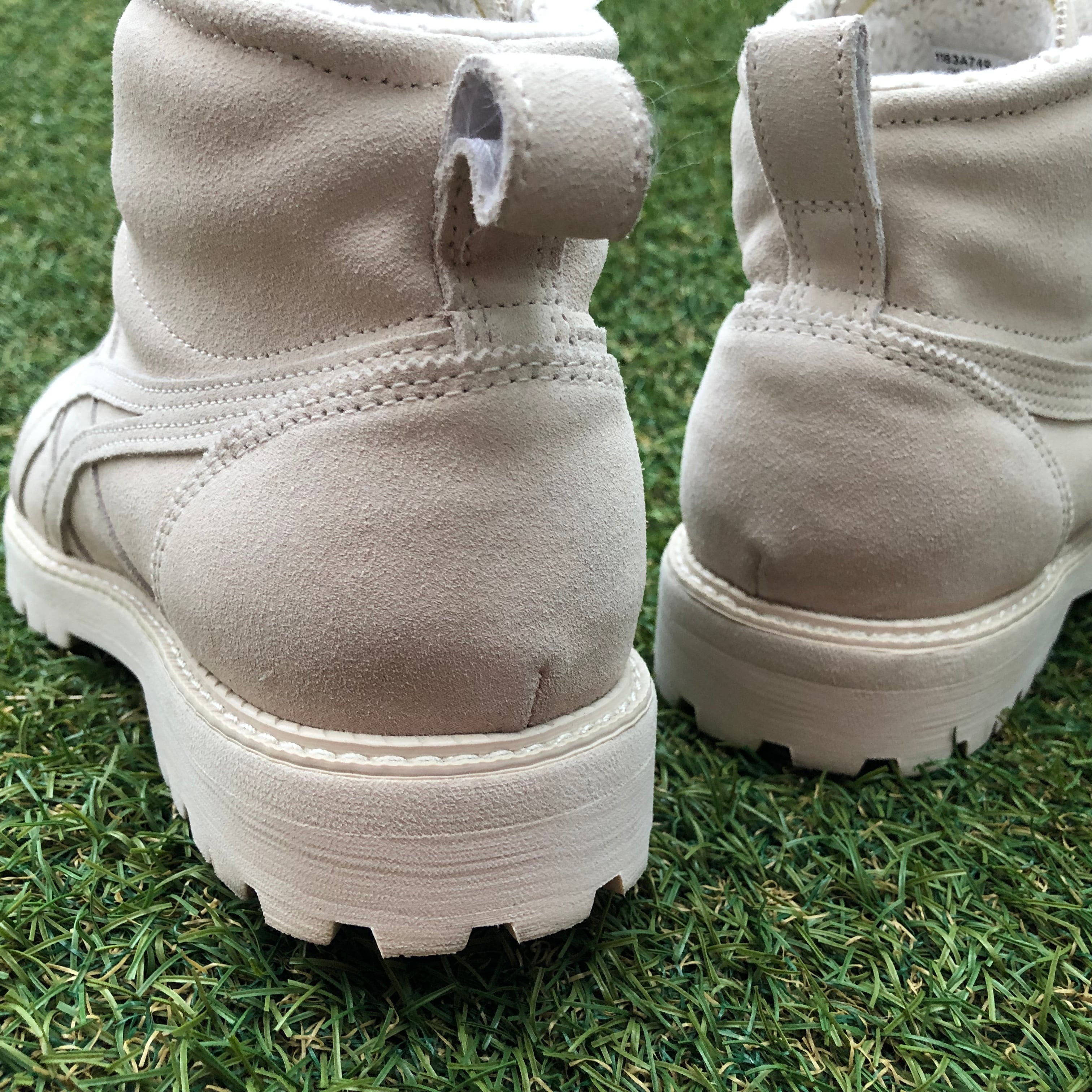 リンデン
フォーク・スプーン・バターナイフ シュガースプーン14点セット Onitsuka Tiger RINKAN BOOT PFオニツカタイガー リンカンブーツ