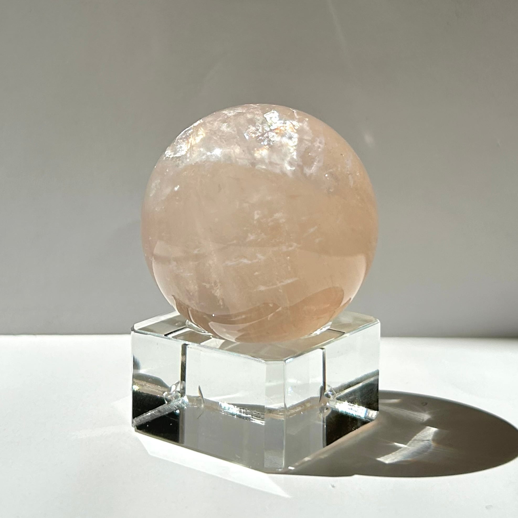 ★とても大きな子です★プラシオライト 桜瑪瑙共生 スフィア 天然石 置物 ☆とても大きな子です☆プラシオライト 桜瑪瑙共生 スフィア