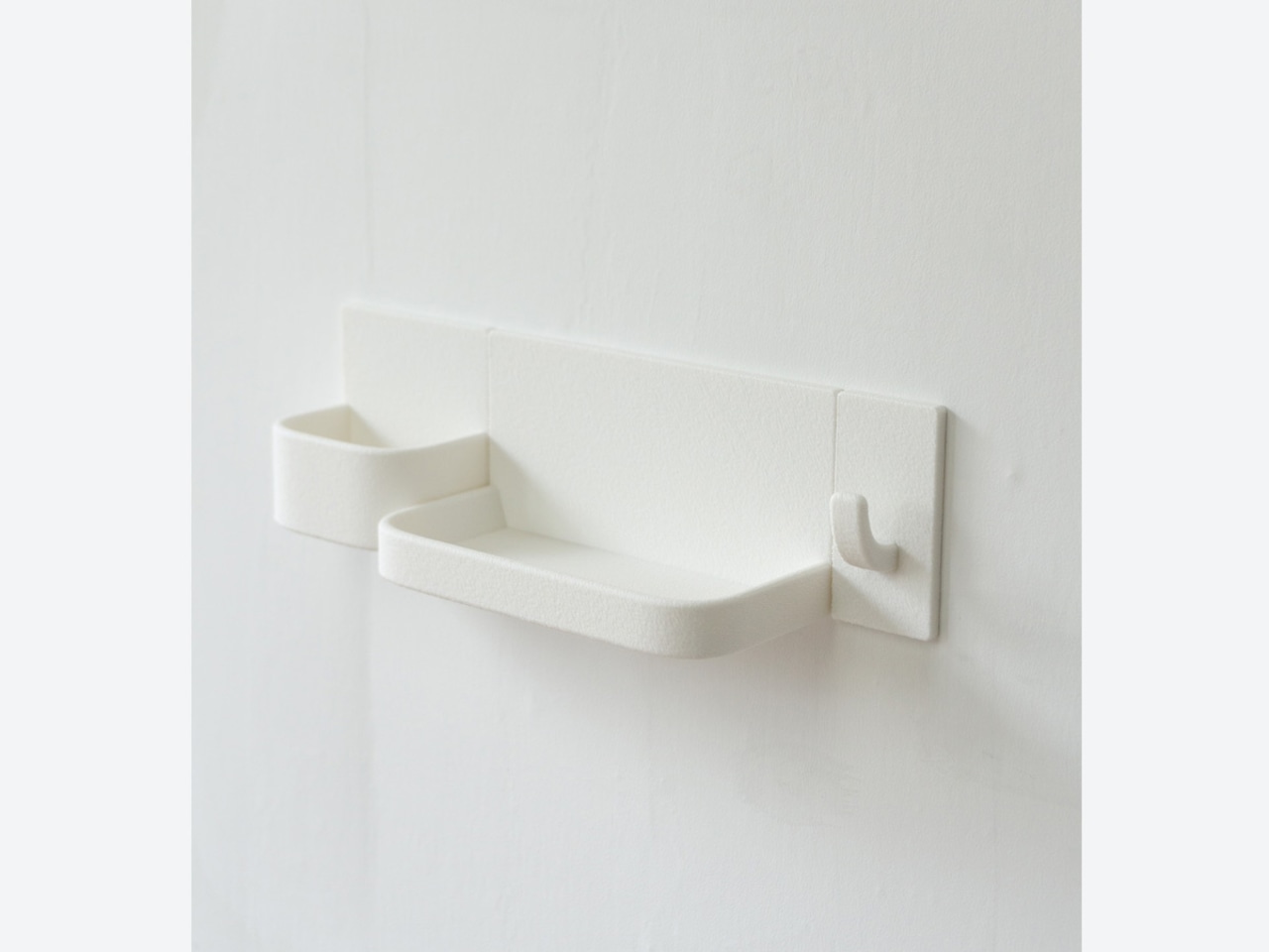 壁付け小物入れ