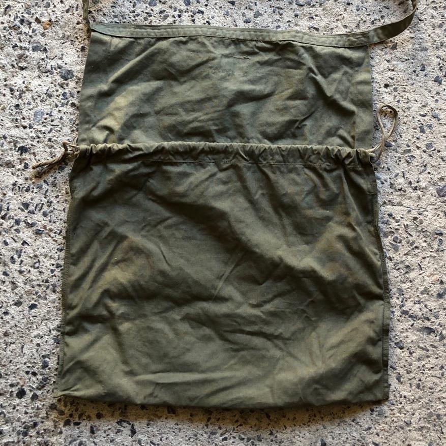 KU85 本物 実品 アメリカンレッドクロス エプロンバッグ 40s