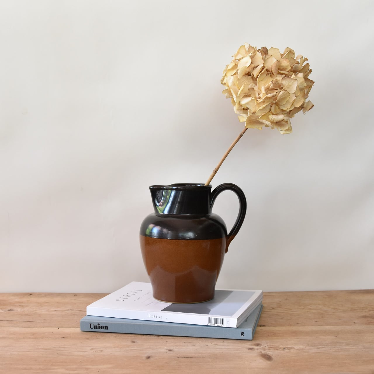 英国 Denby ヴィンテージ Burlington ジャグ ピッチャー 陶器 水差し フラワーベース 花瓶 食器 オブジェ ビンテージ イギリス 92979 Bourne Denby Water Pitcher / ボーン デンビー ウォーターピッチャー