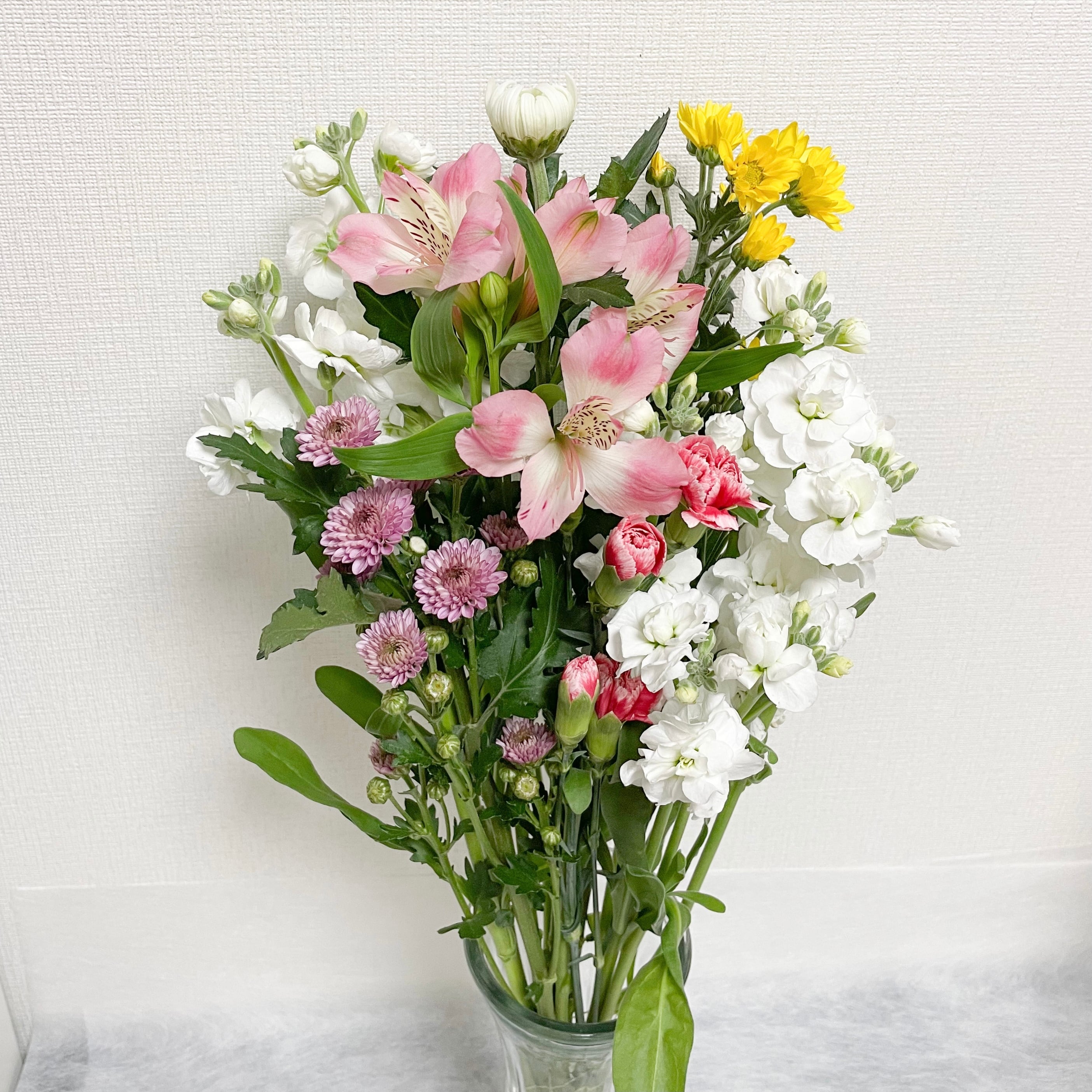 Miraflora　¥1,200/回　月２回コース　仏花の定期便　ミラフローラ花のオンラインショップ
