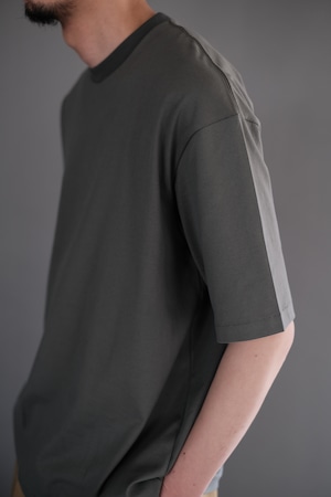 ULTERIOR / SUVIN SUEDED TENJIKU TEE