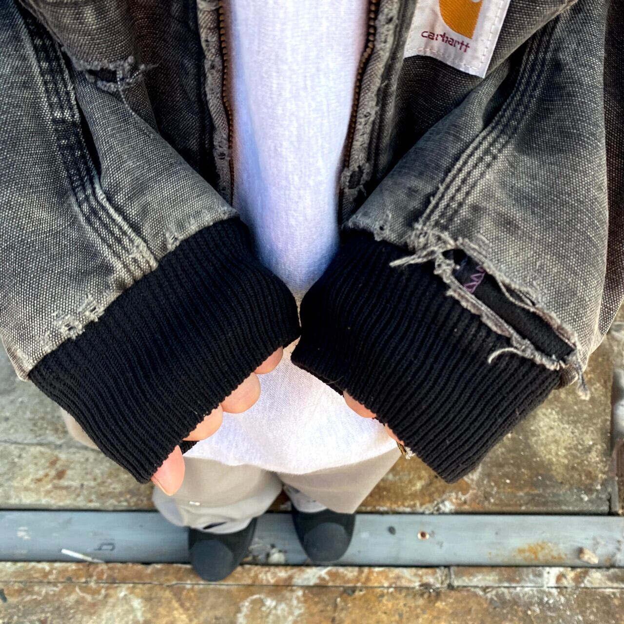 Carhartt カーハート 刺繍入り ダック地 アクティブジャケット ワーク