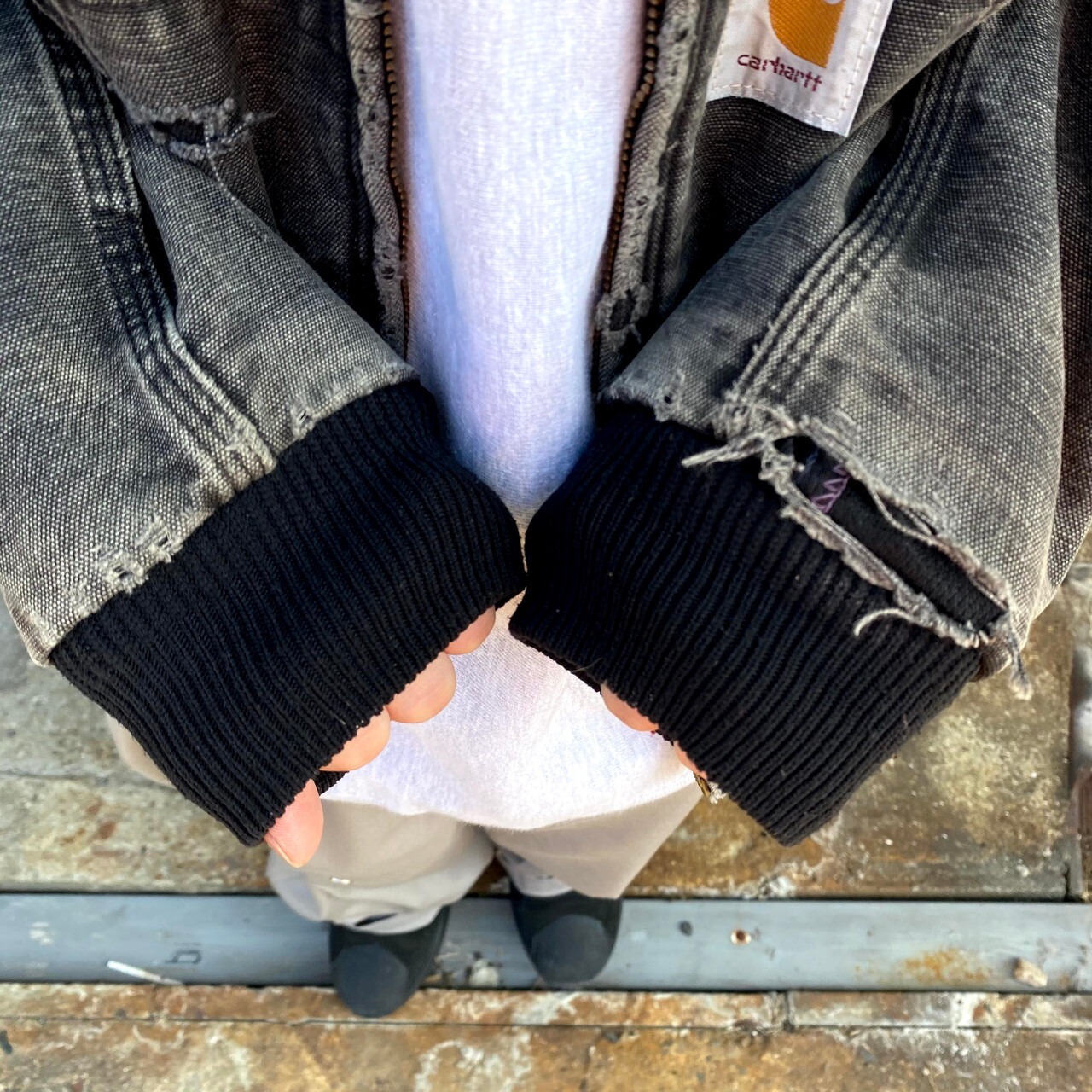 Carhartt カーハート 刺繍入り ダック地 アクティブジャケット ワーク 