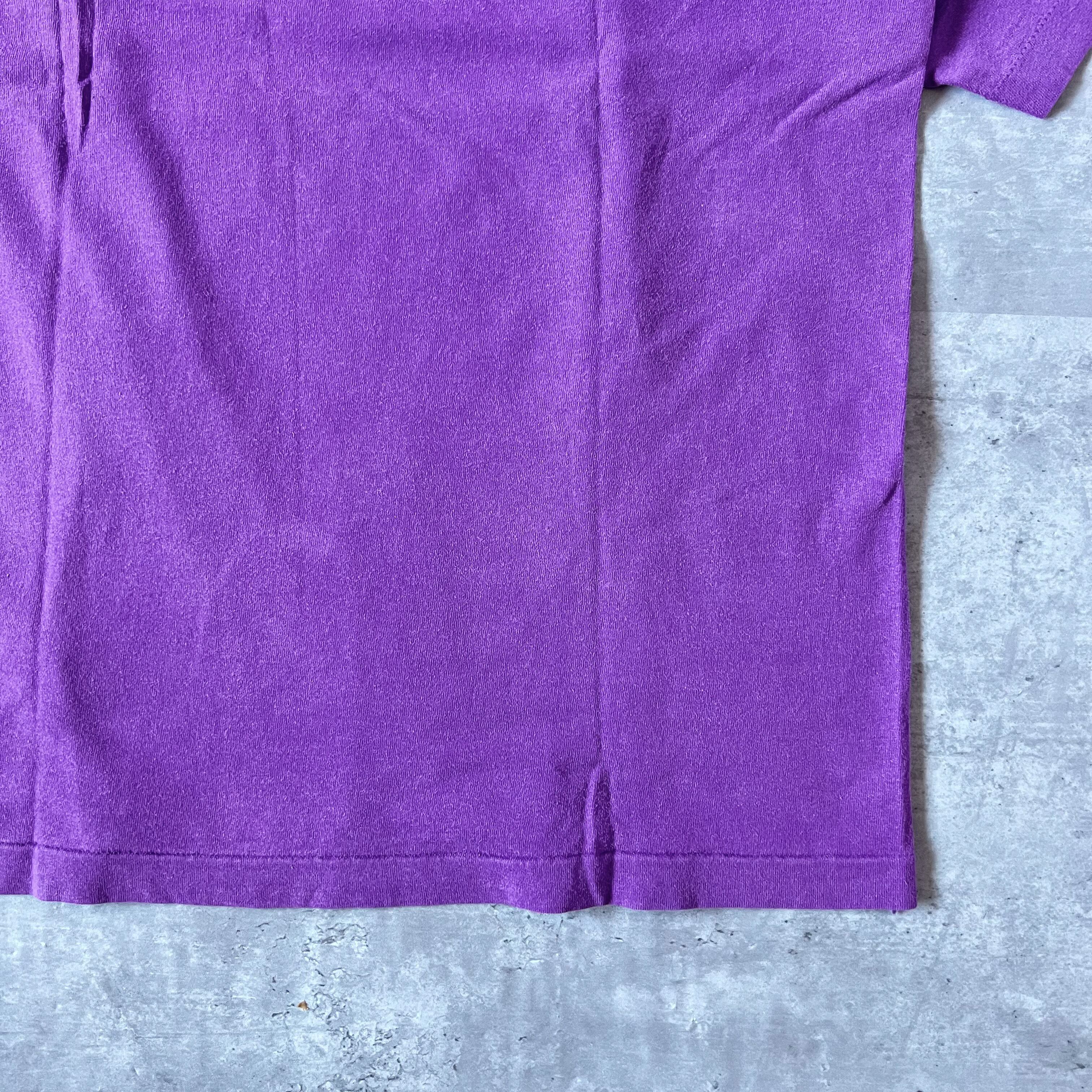 90s “FRUIT OF THE ROOM” XL size made in usa purple color plain Tee