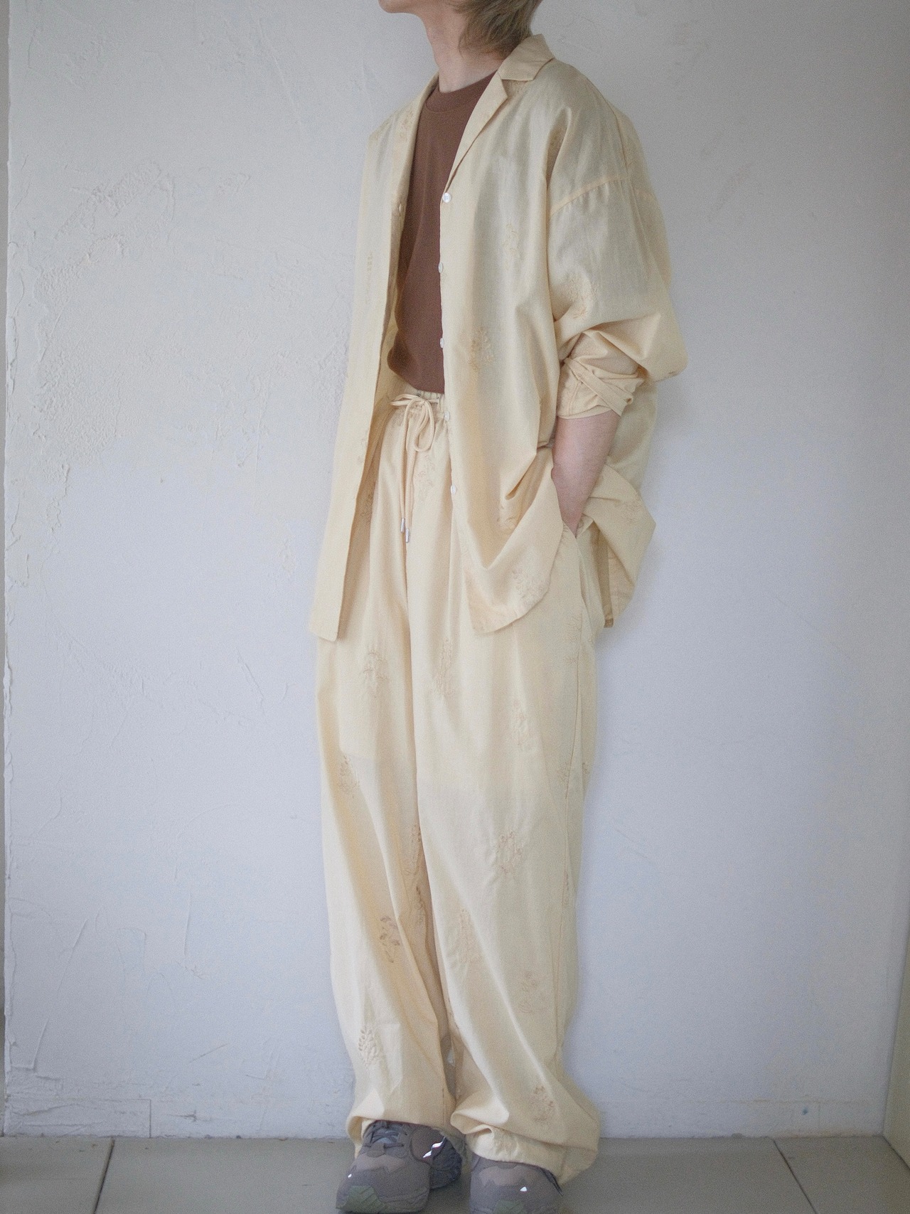 Embroidery Cotton Shirt / BEIGE - 1