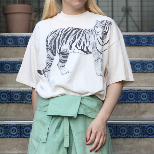 USA VINTAGE Hanes FELINE DESIGN T SHIRT/アメリカ古着ヘインツネコ科デザインTシャツ