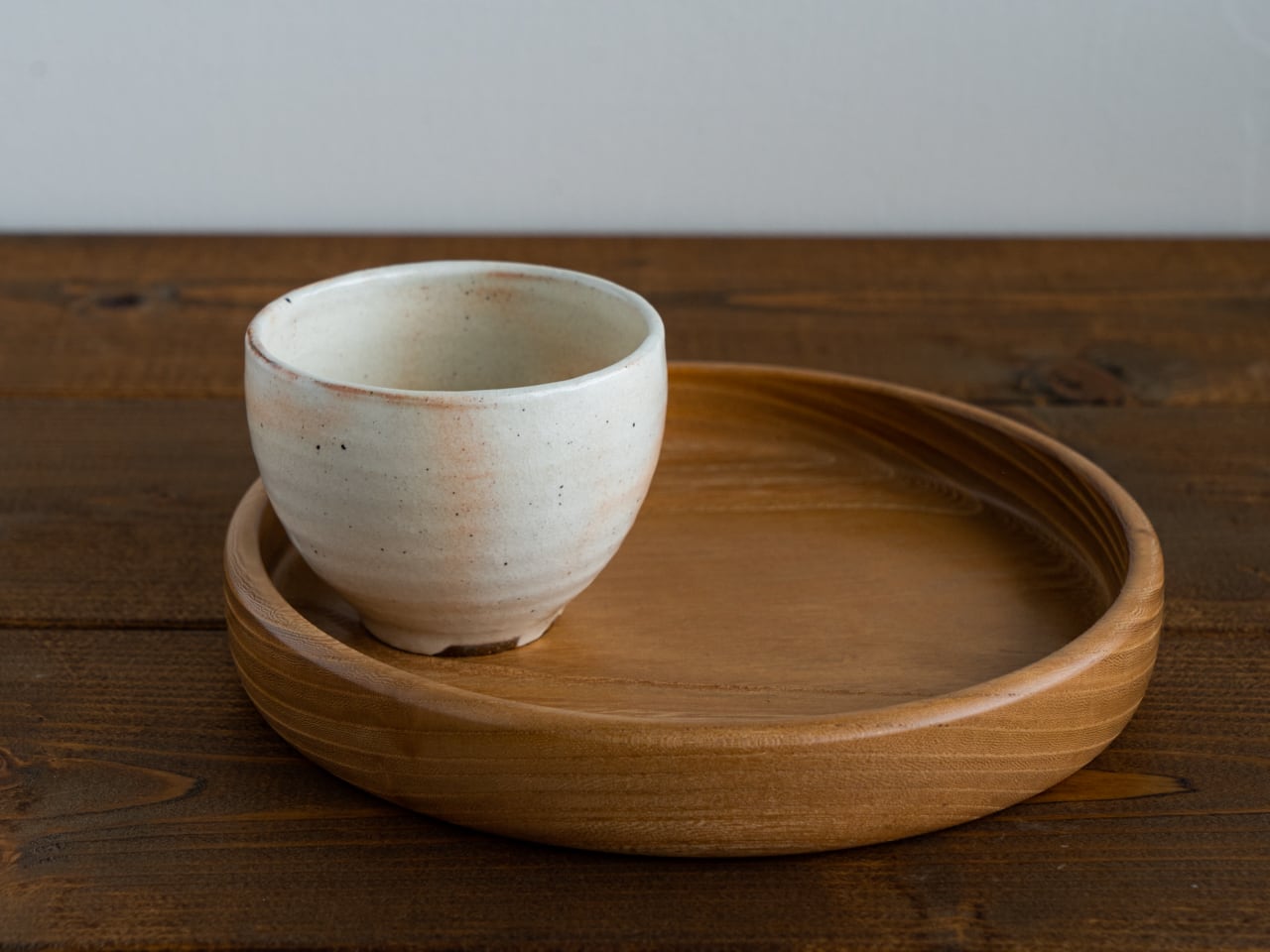 現品限り】 無塗装のお盆10 欅（けやき）2〜3人用 直径20cm