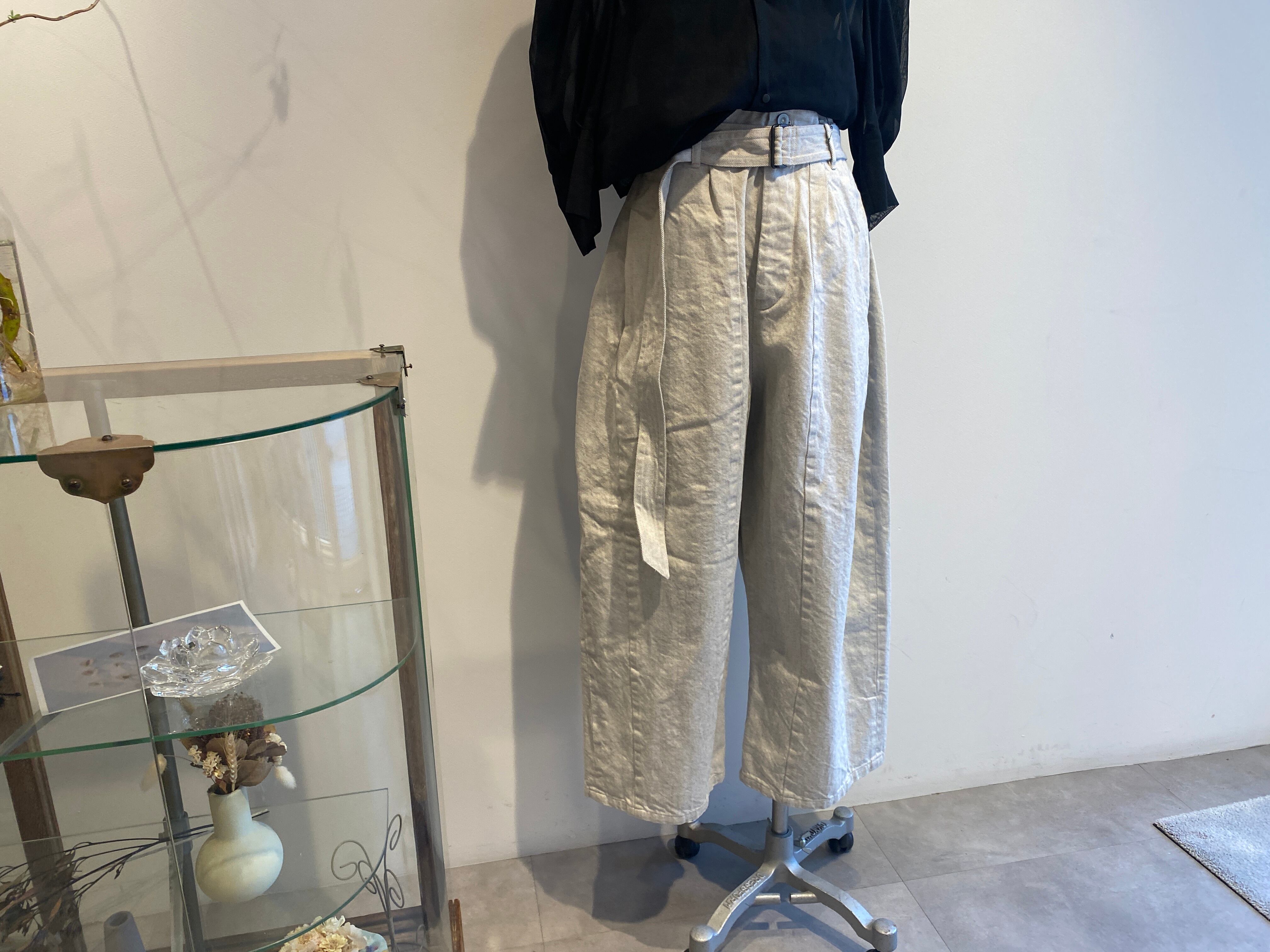 NATIVE VILLAGE/No.12 灌木ルートダーツパンツ（White Gray） | torico.
