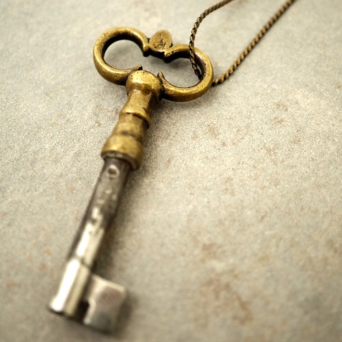 【FRENCH ANTIQUE】KEY CHARM NECKLACE / D