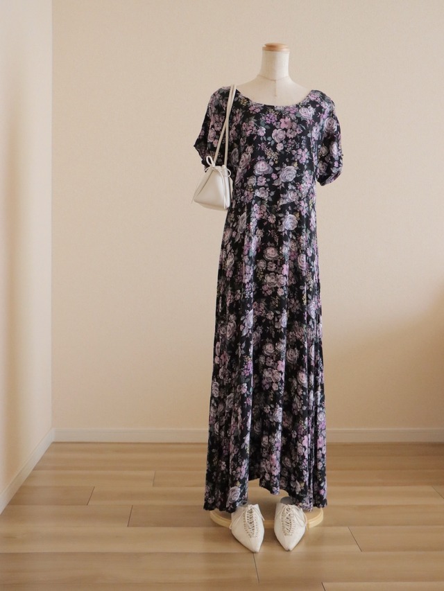 ●90s Back lace-up design flower rayon long dress