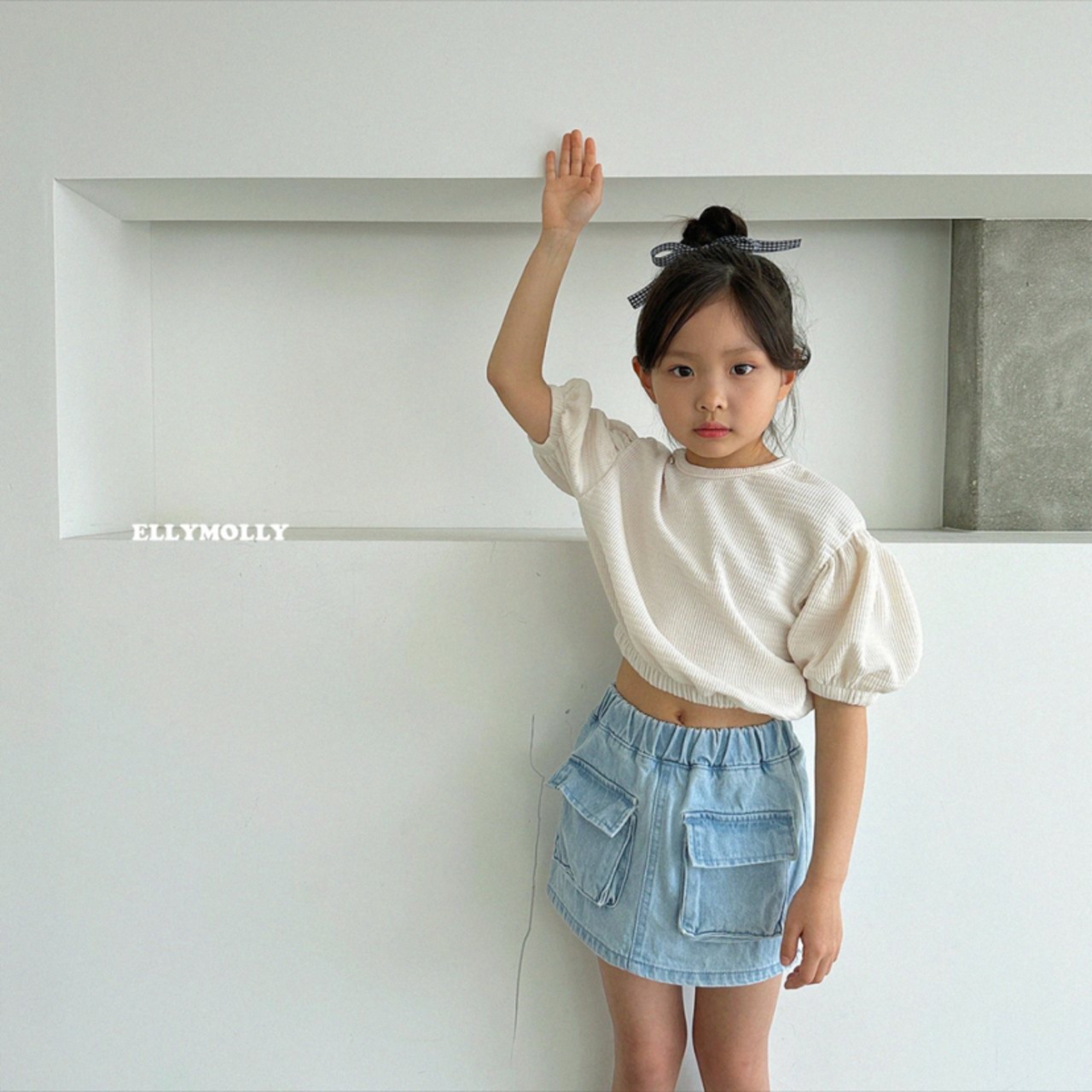 （即納）ellymolly / embossed line crop tee