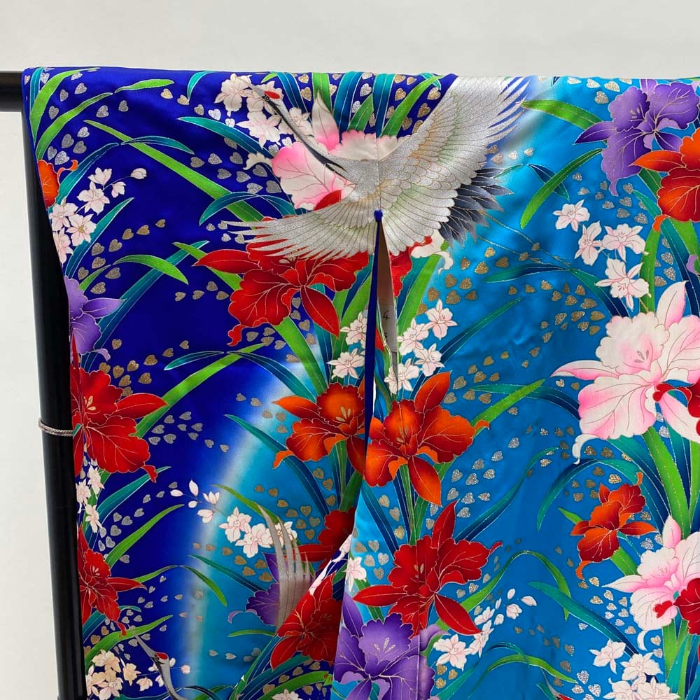 本振袖 引き振袖 正絹 水色 ブルー 桜 ピンク 花柄 古典 刺繍 結婚式 本振袖ブルー水色正絹
