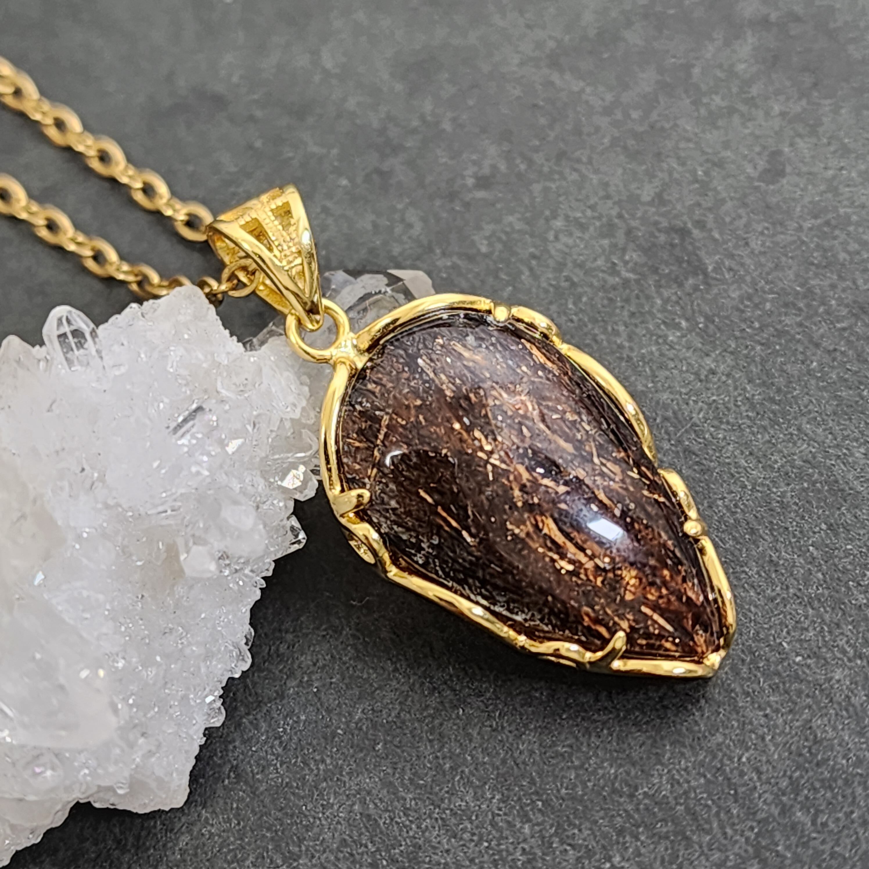 マイカインスタークォーツペンダントマイカインスタークォーツネックレス