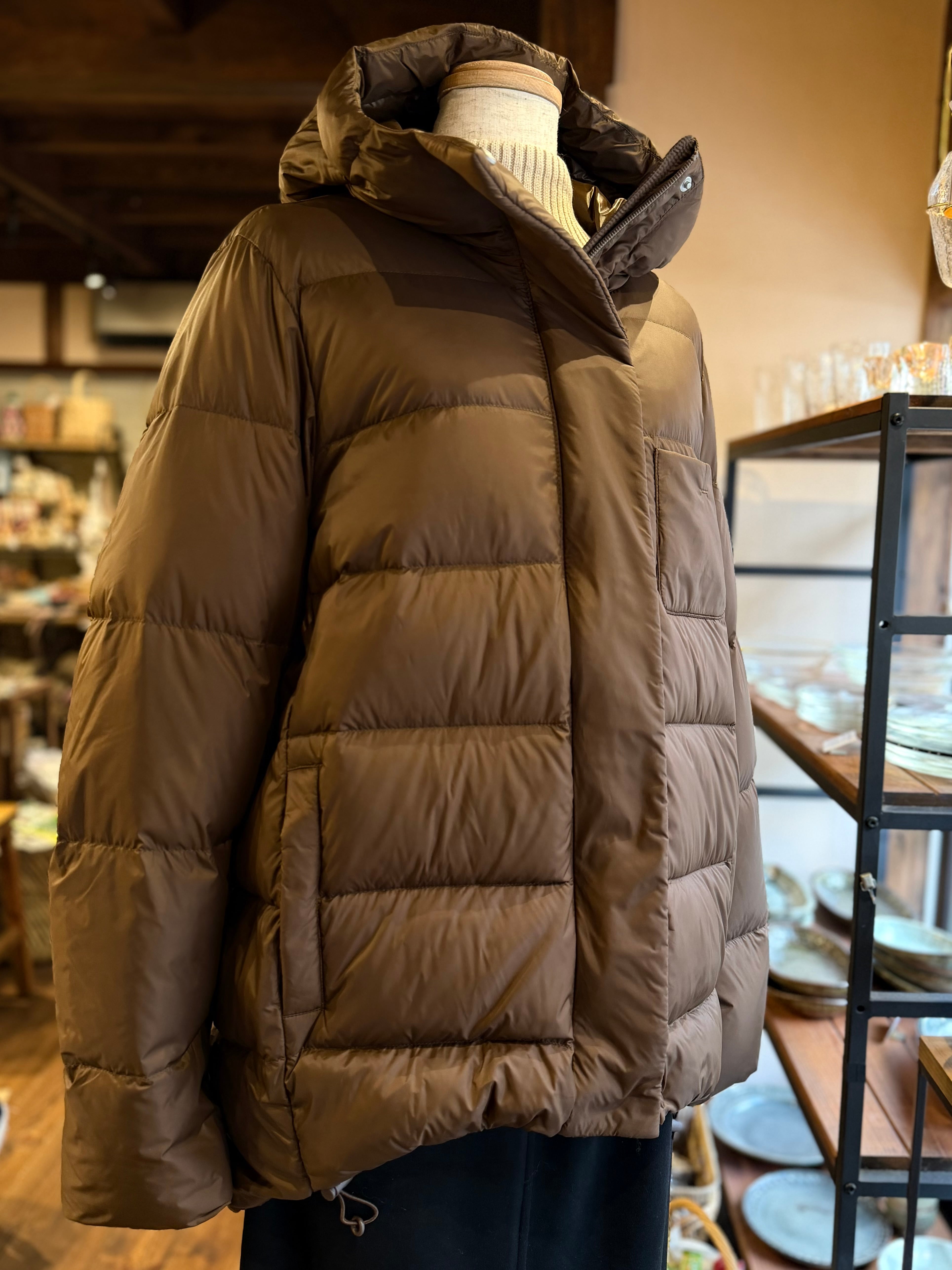 ダウンジャケット