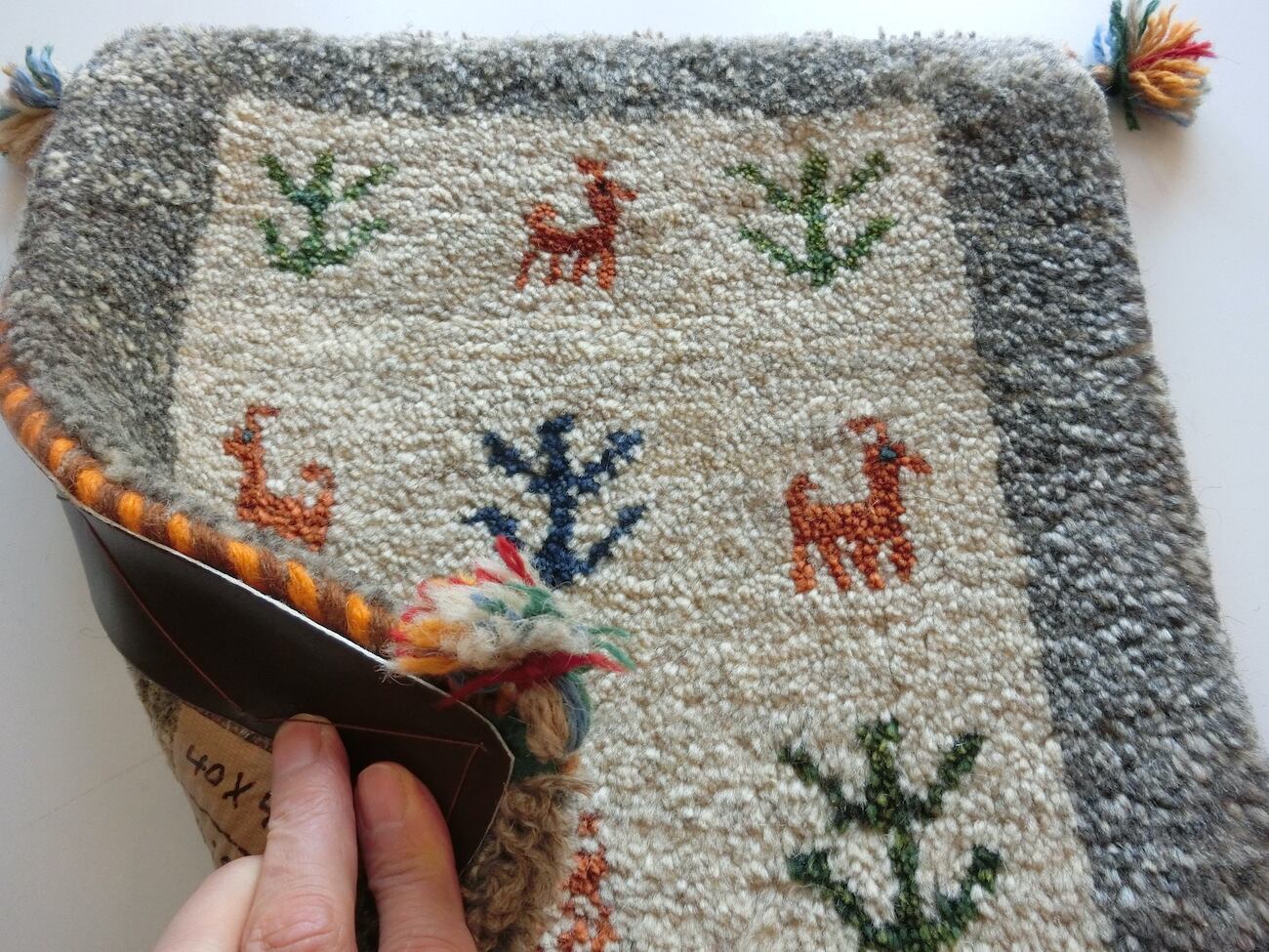 【ねむねむ】ギャッベ  座布団サイズ 約37cm x 37cm 3枚セット ねむねむ様専用】ギャッベ 座布団サイズ 約37cm x 37cm 3枚セット