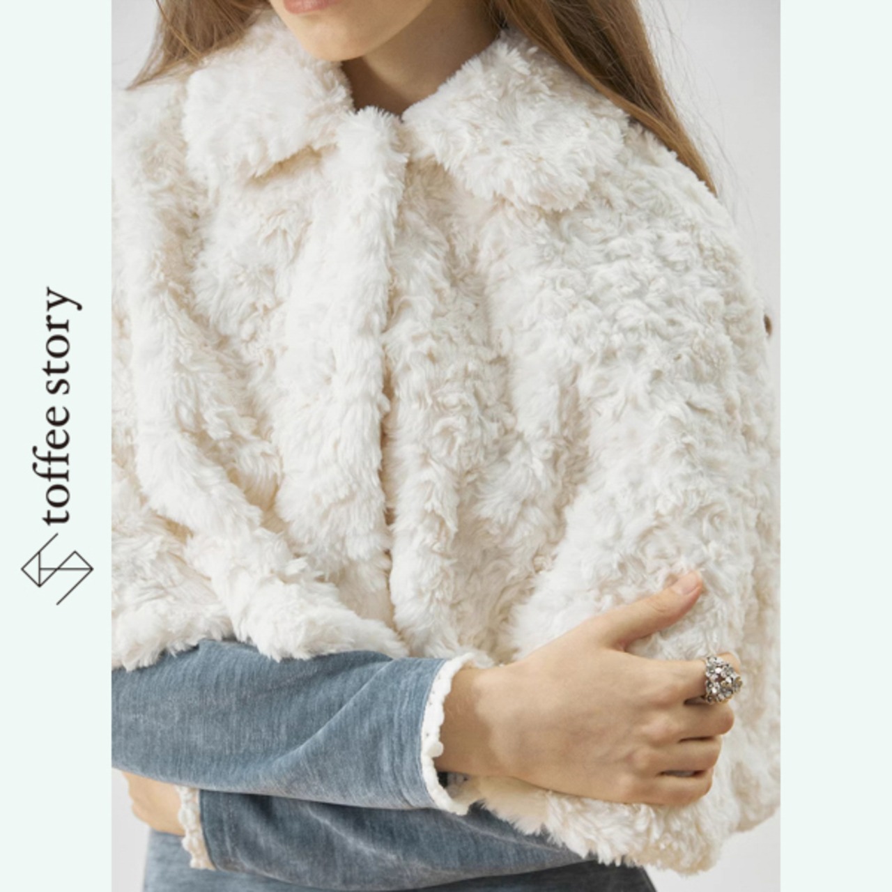 白霧にとける朝の羽衣：フェイクファーケープ《XU0258》