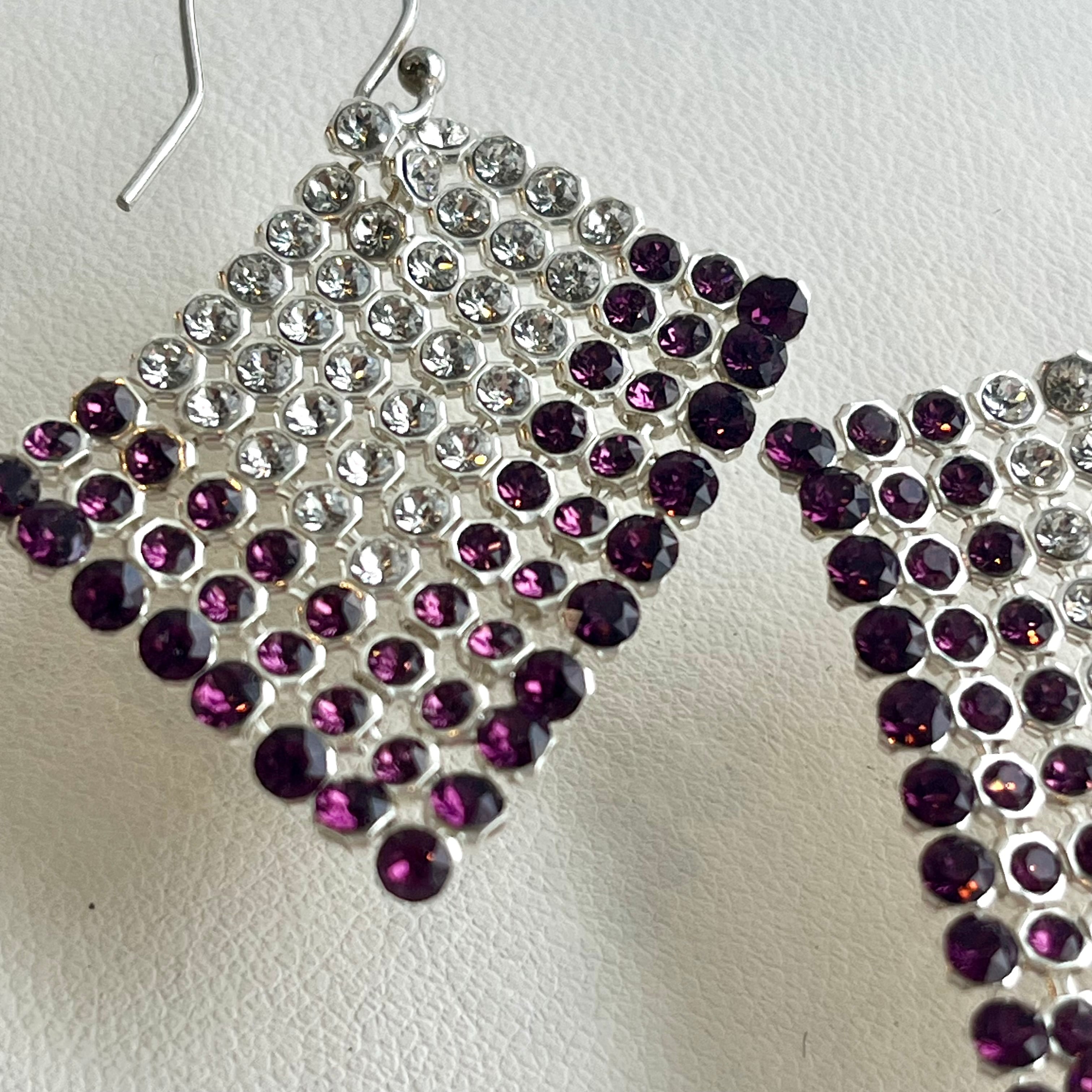 スワロフスキー社クリスタルメッシュ使用 アメジストバイカラーピアス