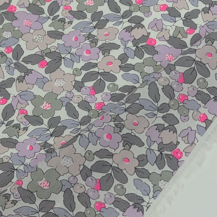 リバティ・ファブリックス タナローン Betsy Berry ベッツィ・ベリー ピンクネオン 約108×50cm