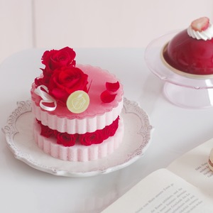 フレジェ　ケーキのようなプリザーブドフラワーアレンジメント