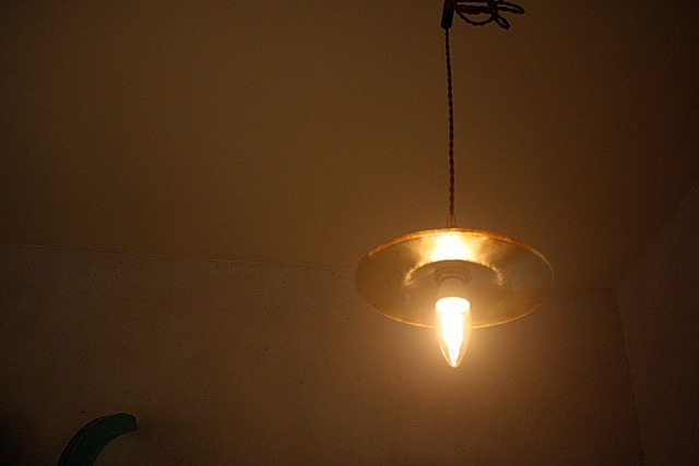 琥珀・つづるガラスランプシェード2