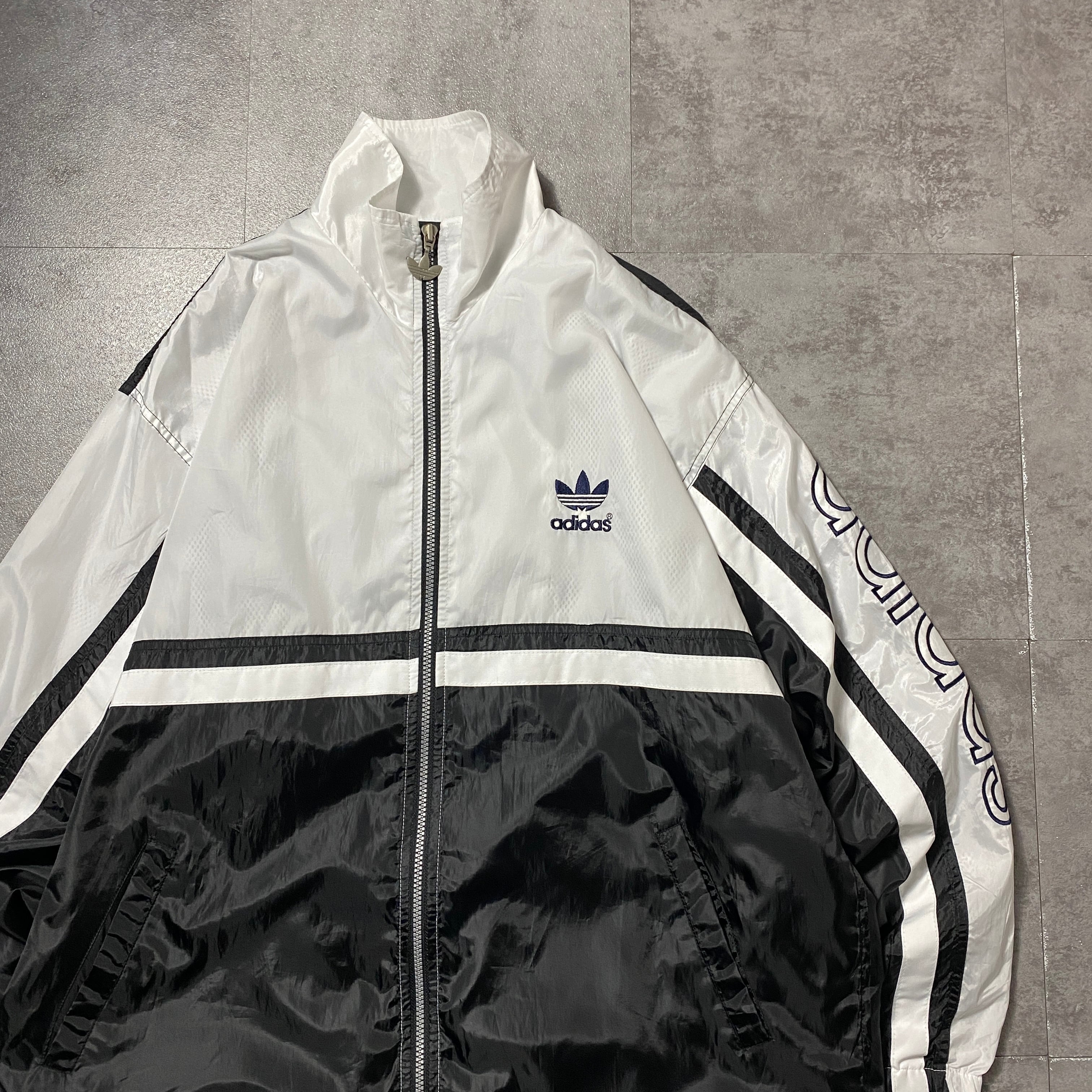 90's adidas アディダス トレフォイル 刺繍ワンポイント バックロゴ