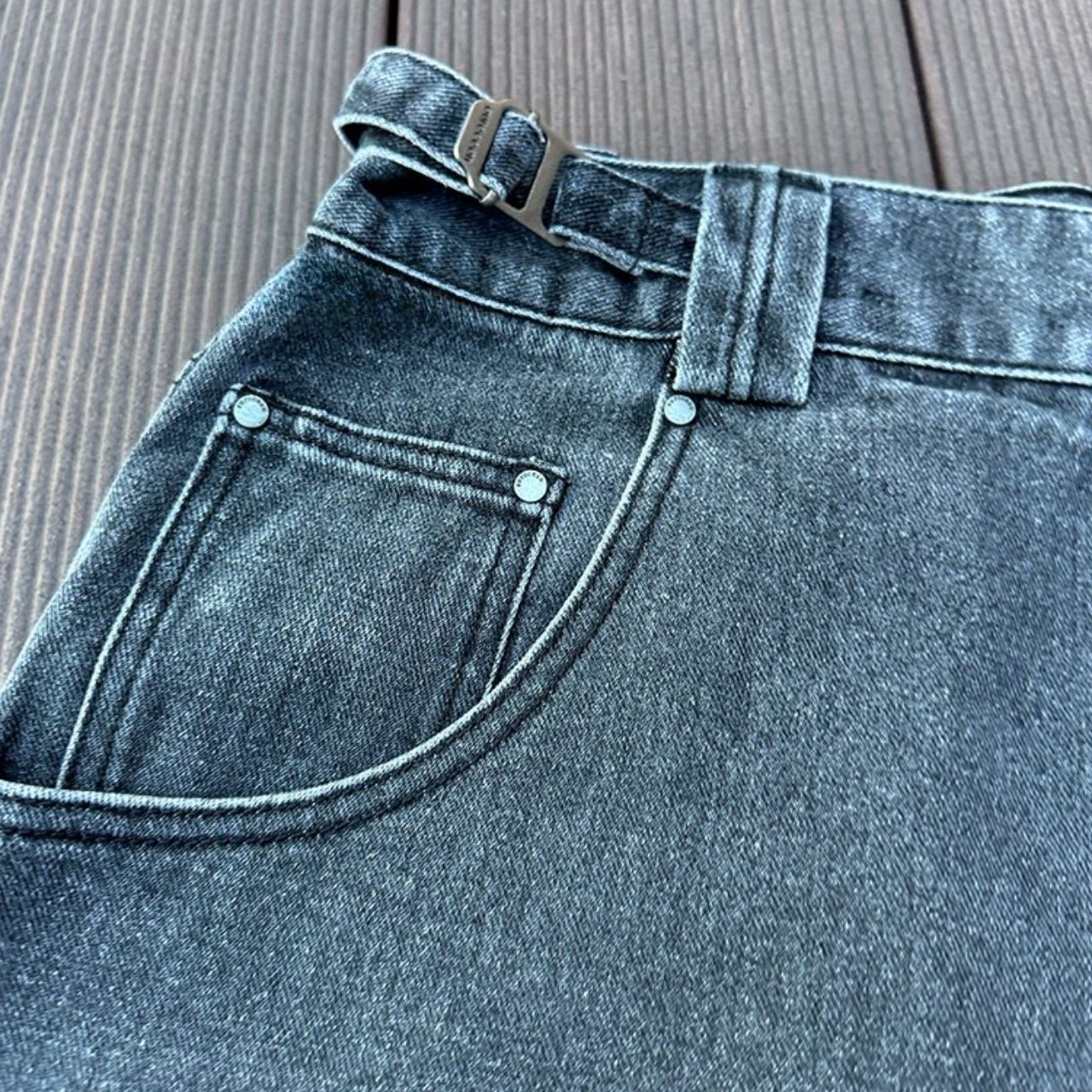 ダークグレーウォッシュワークデニム　1083