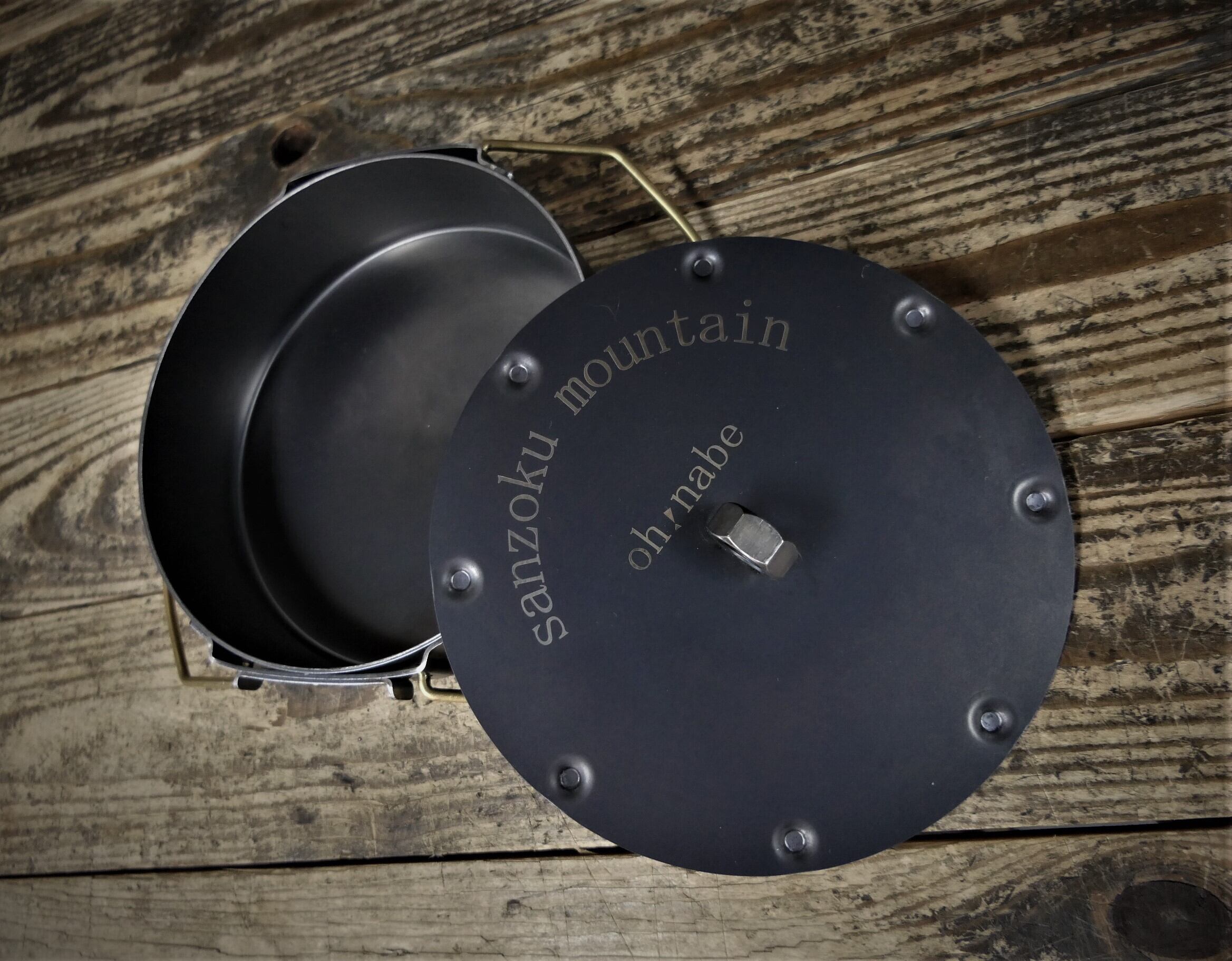 正規販売店] 山賊マウンテン 焚火台 マウンコム 悪テガ 悪tega i9tmg