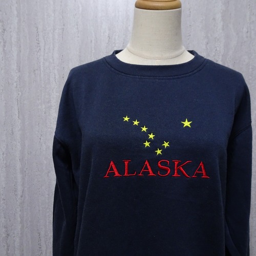 【ALASKA】 アラスカ 刺繍ロゴ スウェット ネイビー